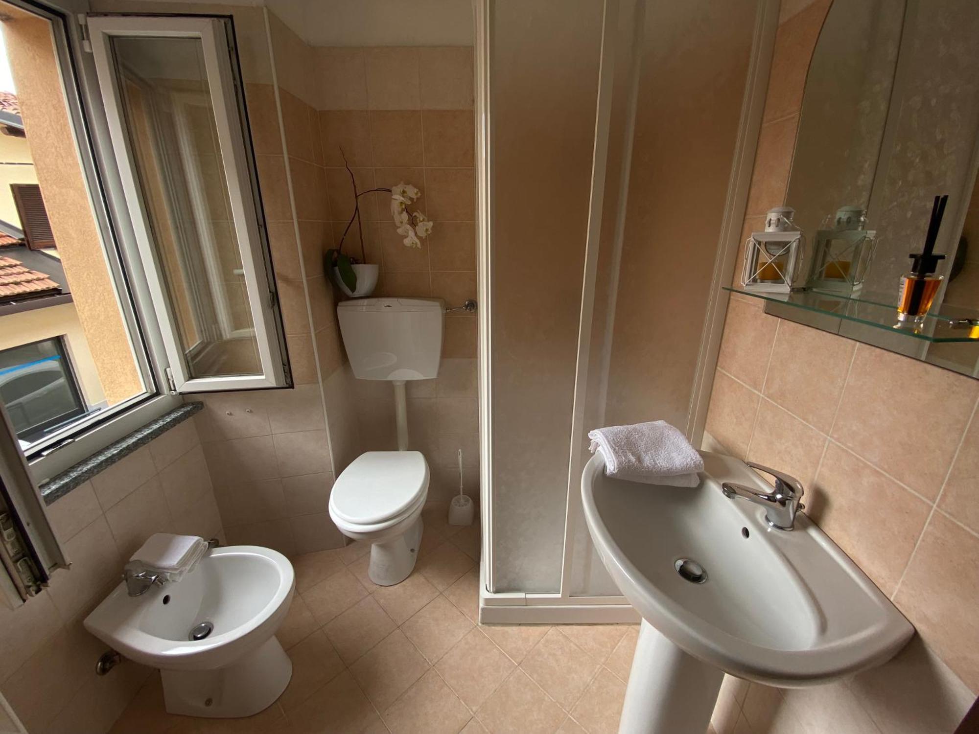 Quick Home - Interno 45 Biella Ruang foto